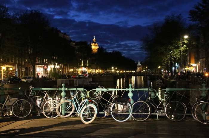 Amsterdam fietsen gracht brug