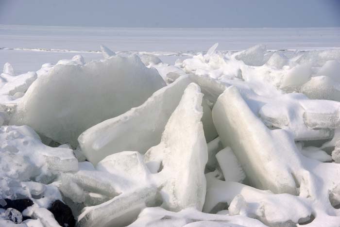 winter ijs kruiend ijs IJsselmeer