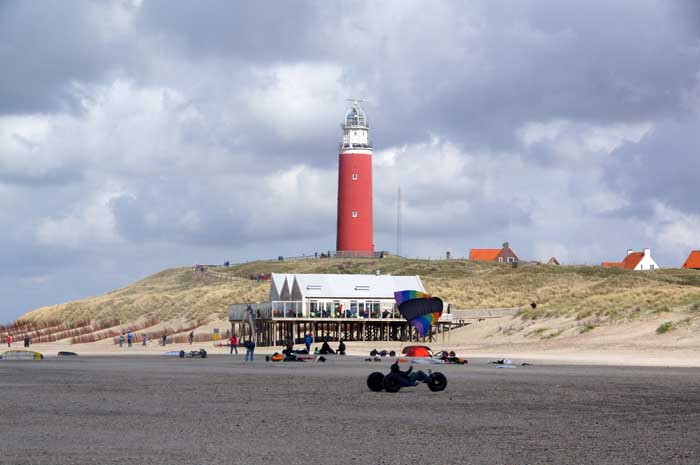 Texel vuurtoren recreatie strand strandpaviljoen blokart
