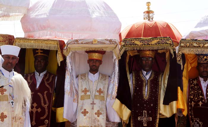 Ethiopië timkat feest religie priesters tabot